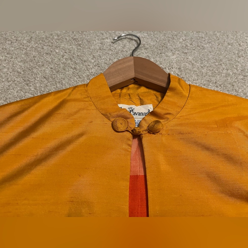 CUSTOM TAILORED 100% SILK COAT, SMALL (0-4) - Picture 5 of 8